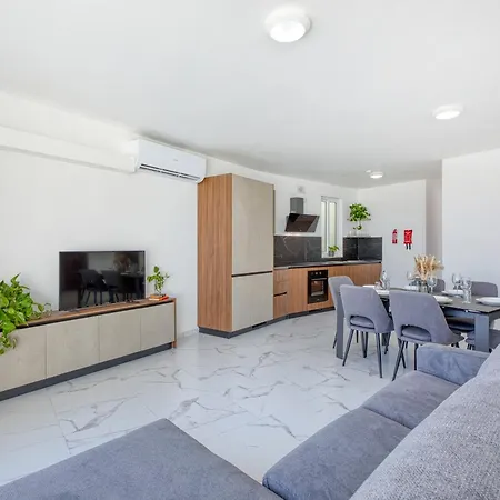 New! Sant Anna Residences, Ph 7 By Sf Homes