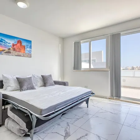 アパート New! Sant Anna Residences, Ph 7 By Sf Homes *